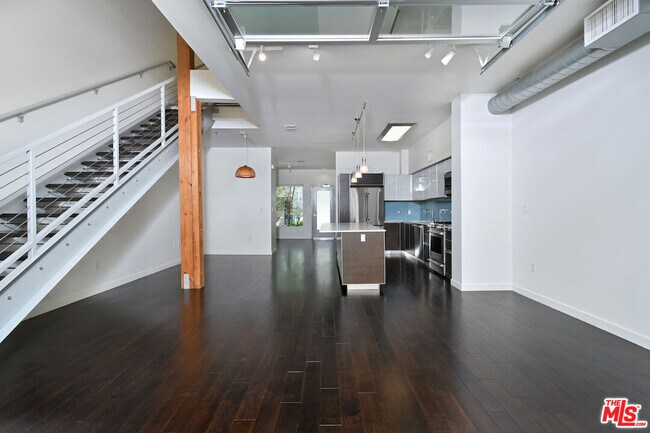 Building Photo - 11500 Tennessee Ave