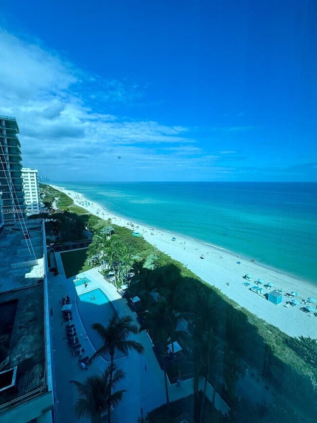 Building Photo - 6801 Collins Ave