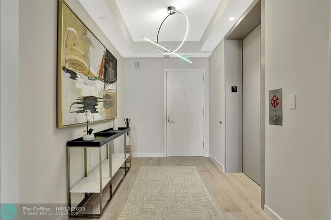 Building Photo - 1116 N Ocean Blvd