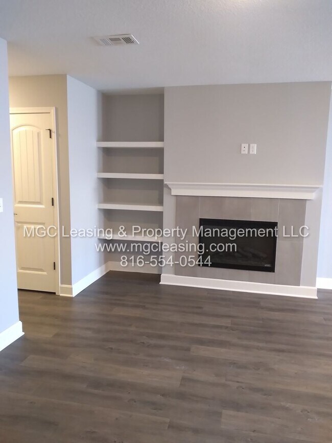 Building Photo - SERRANO, DURANGO LUXURY TOWNHOME: COMMUTER...