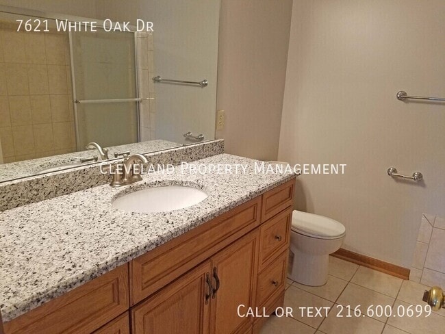 Building Photo - 7621 White Oak Dr