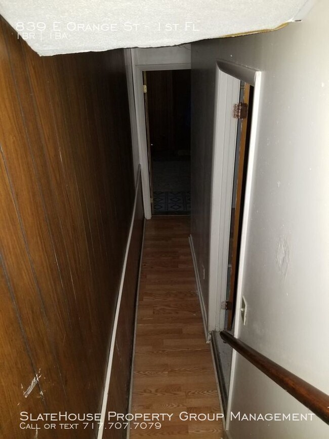 Building Photo - 1 Bedroom unit on first floor
