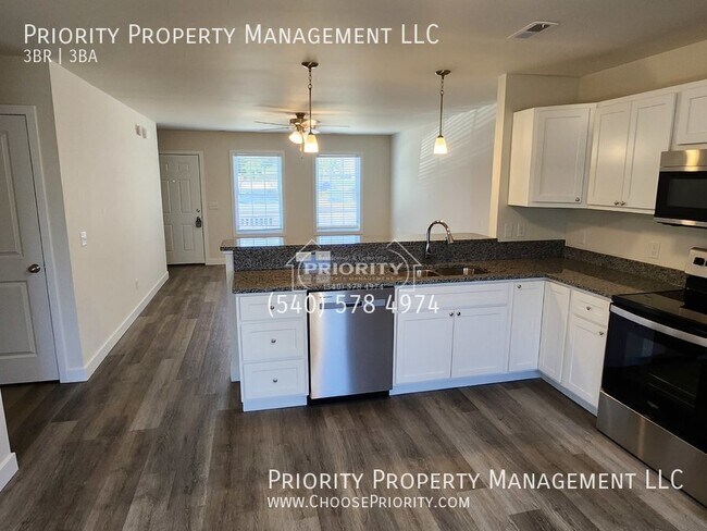 Building Photo - 2500 Millwood Loop