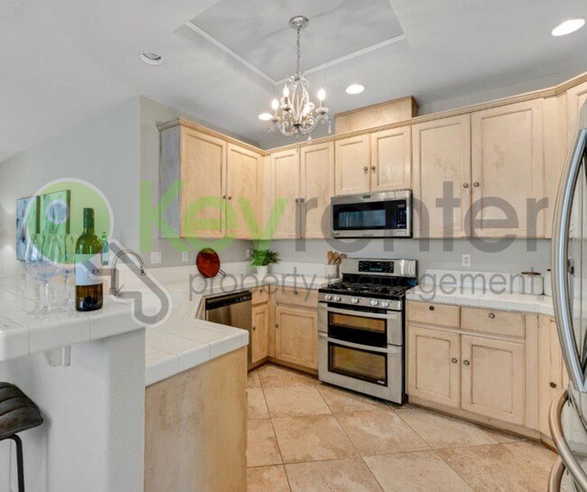 Building Photo - 209 Needle Ct