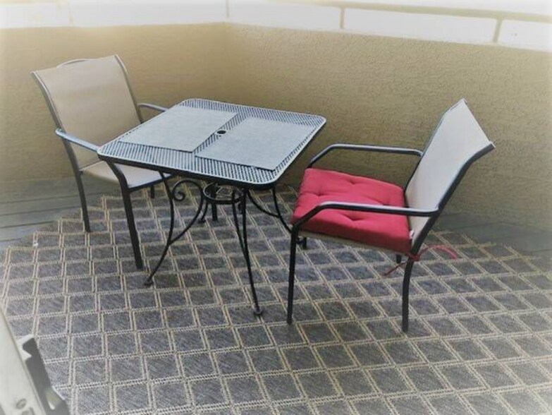 Building Photo - 1720 E Thunderbird Rd