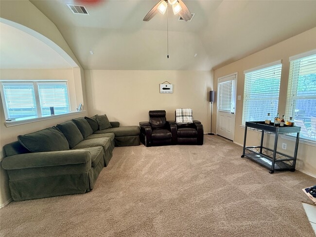 Building Photo - 12115 Rockridge Falls Dr