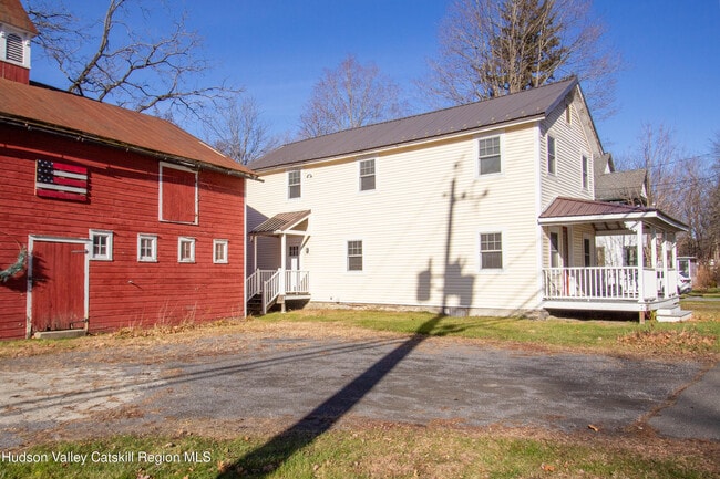 Building Photo - 2262 NY-66