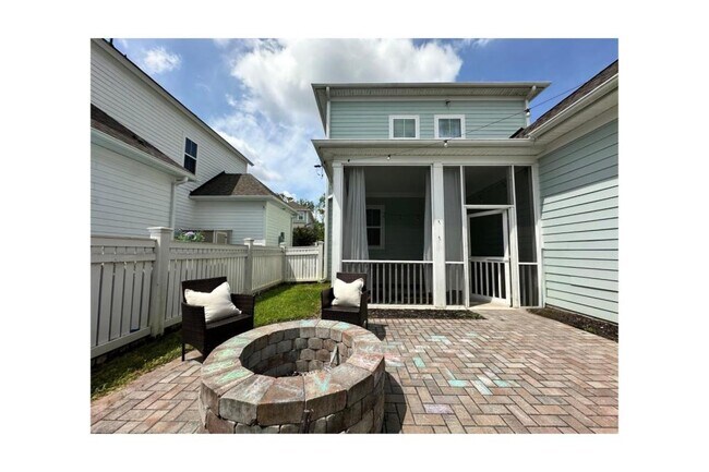 Building Photo - 3017 Evening Tide Dr