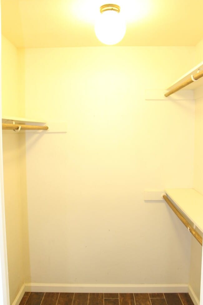 Building Photo - 6509 Kearsarge Way