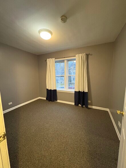 Building Photo - 129 Elmwood Ave