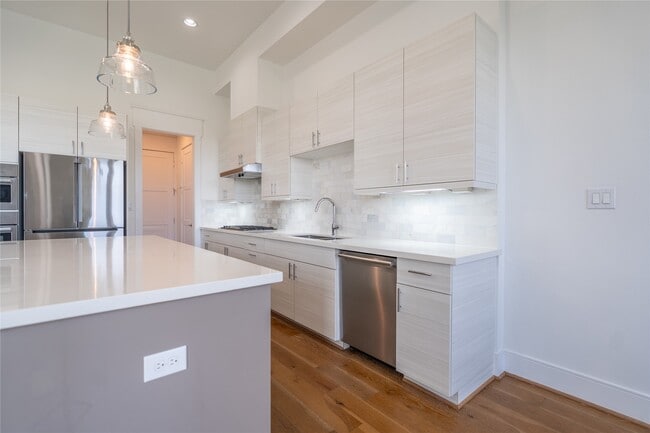 Building Photo - 9806 Blissful Pr Ln