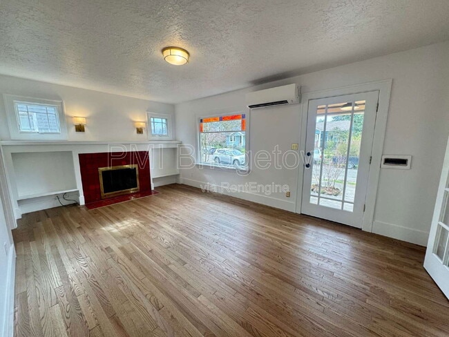 Building Photo - 7300 N Mobile Ave