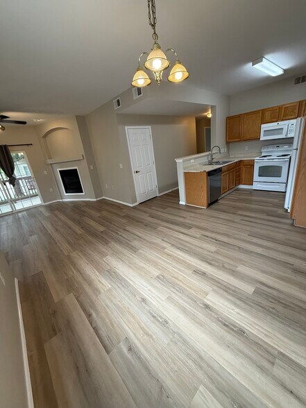Kitchen & Living Space - 3002 West Elizabeth Street
