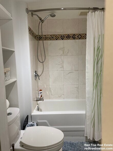 Building Photo - 8 Fulkerson St