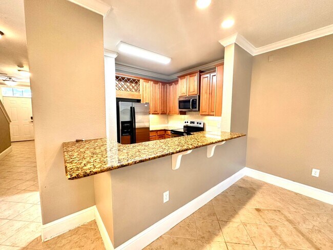 Building Photo - Spacious 3Bed/2.5Bath Townhouse in Quiet Neighborhood in Santa Rosa Beach