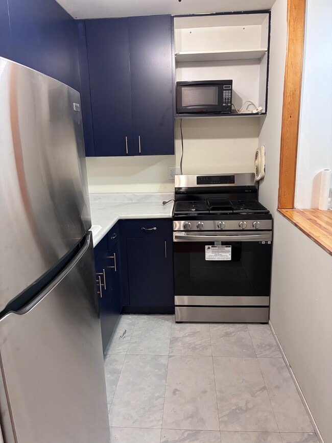 Building Photo - 2222 E Belleview Pl