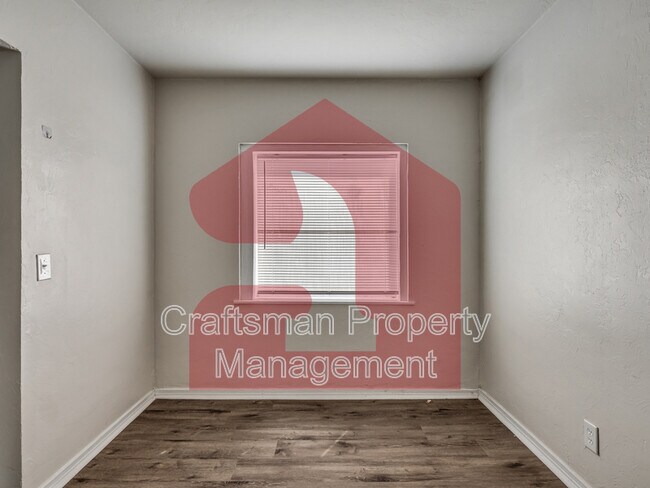 Building Photo - 704 NW 92nd St