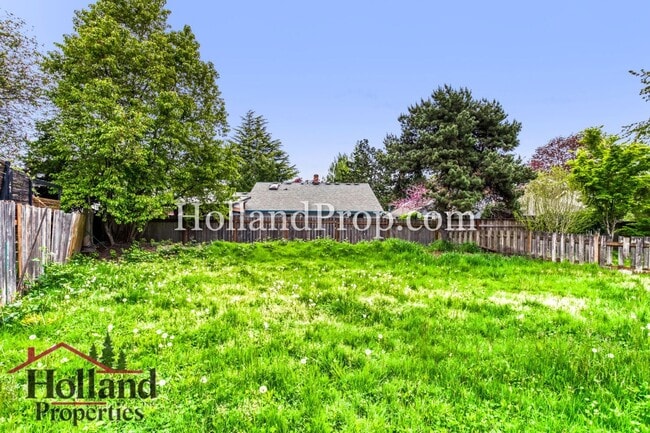 Building Photo - Great Tigard Duplex in Prime Location!