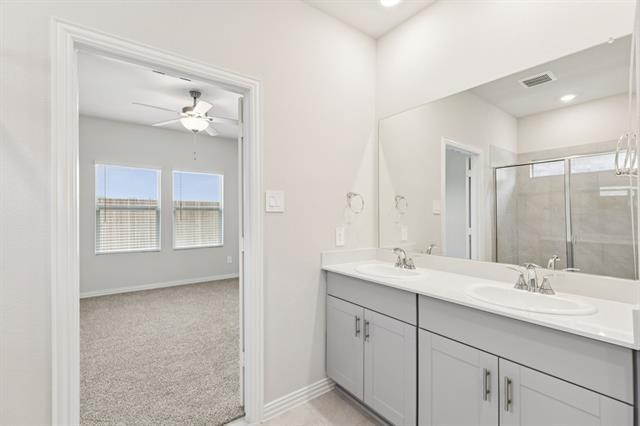 Building Photo - 3407 High Valley Dr