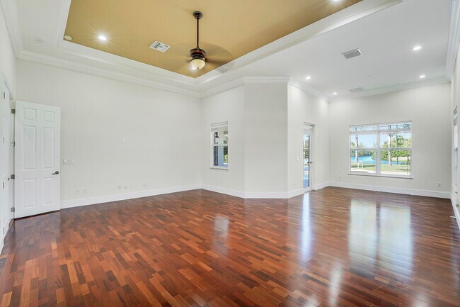 Building Photo - 11985 Carnegie Pl