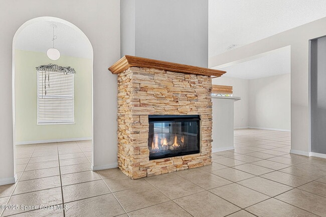 Building Photo - 2390 Savannah Blvd