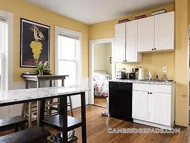 Building Photo - 2 Hampshire Ct