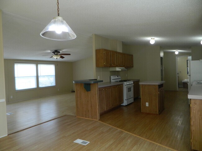 Building Photo - 3434 Corrolla