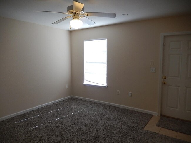 Building Photo - 4434 Gearhart Rd
