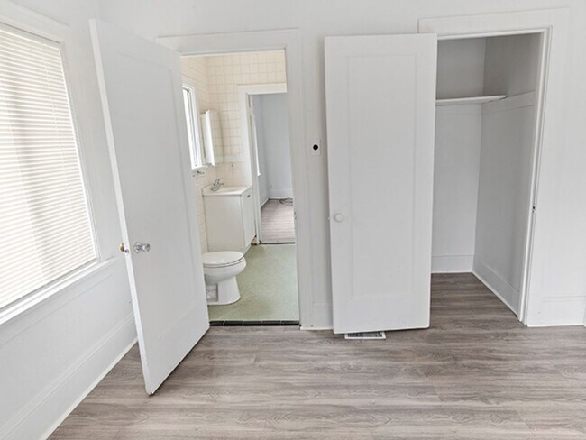 Building Photo - Affordable 2 Bedroom House