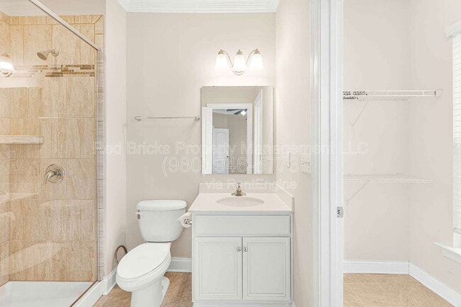 Building Photo - 8608 Lavender Pl