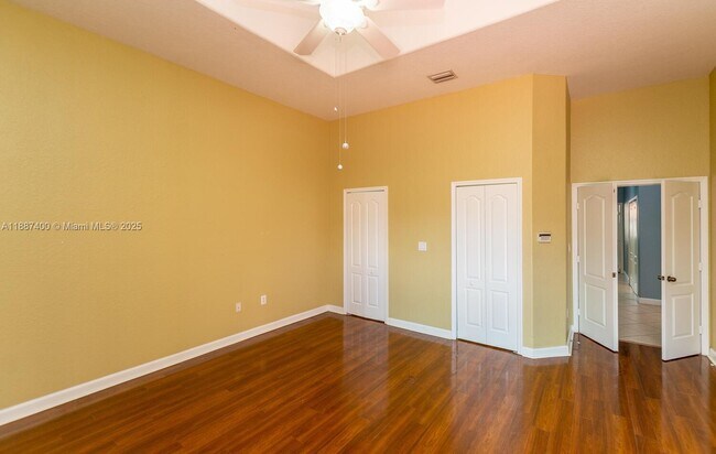 Building Photo - 16230 SW 36th St