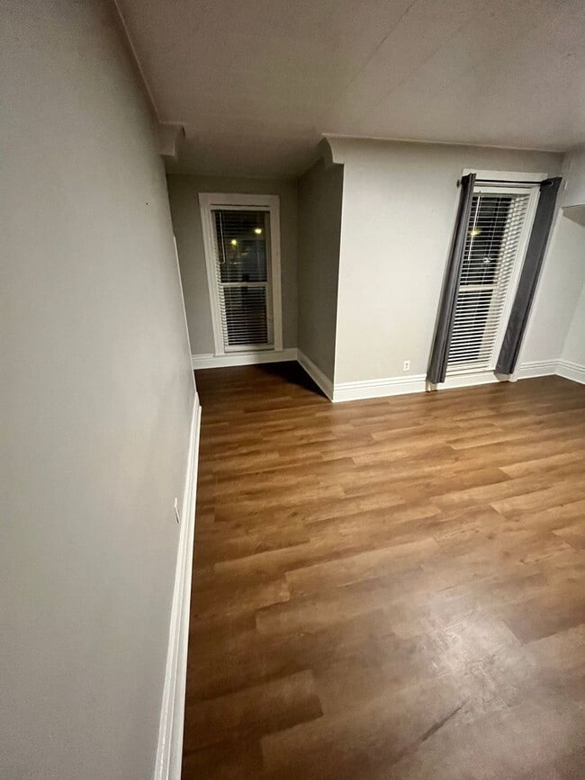 Building Photo - Jackson Studio Suites