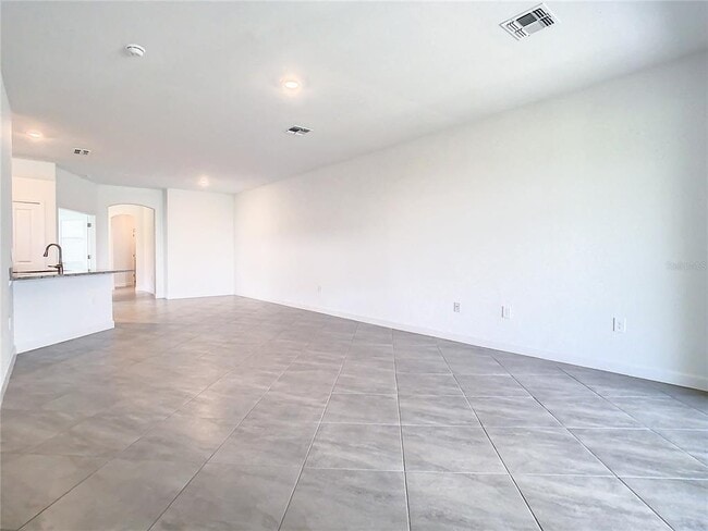 Building Photo - 15925 Clear Skies Pl