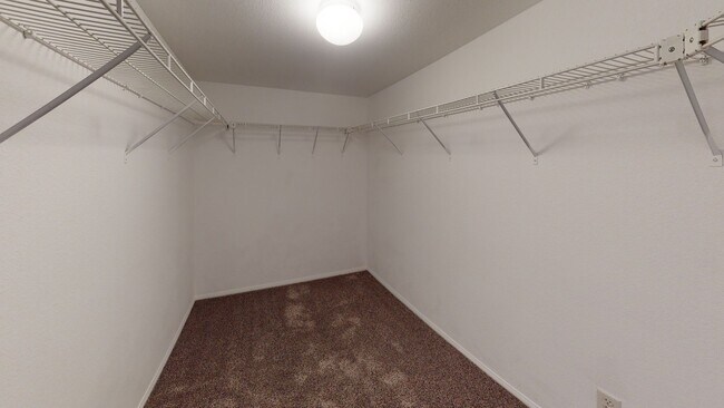 Building Photo - 11495 Chesterton Dr
