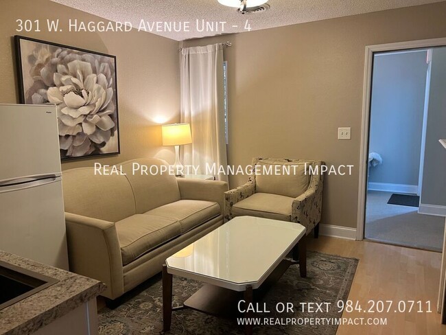 Building Photo - 301 W Haggard Ave