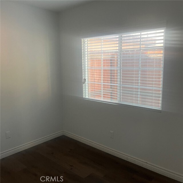 Building Photo - 7239 Sterling Ave