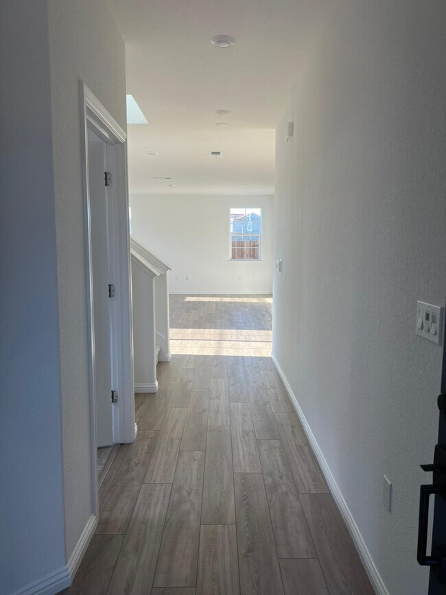Building Photo - 3137 Barnowl Wy