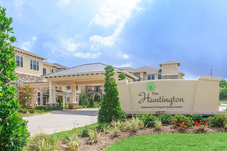 Building Photo - The Huntington at Sienna (Senior)