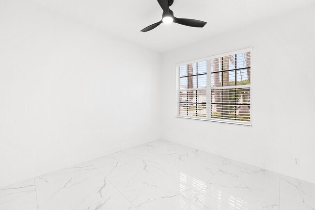 Building Photo - 1209 Olympic Cir