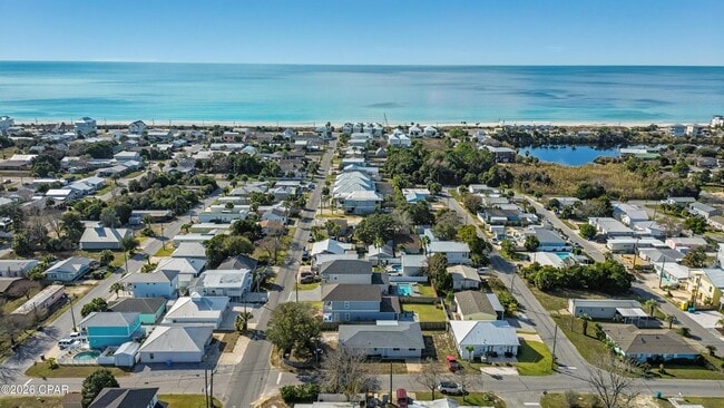 Building Photo - 19909 Alta Vista Dr