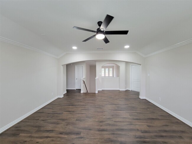 Building Photo - 21422 Beverly Chase Dr