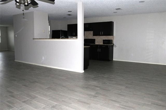 Building Photo - 2048 Crosbyton Ln
