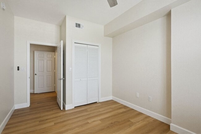 Building Photo - 700 S Harbour Island Blvd