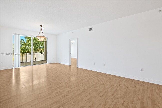 Building Photo - 10730 NW 66th St