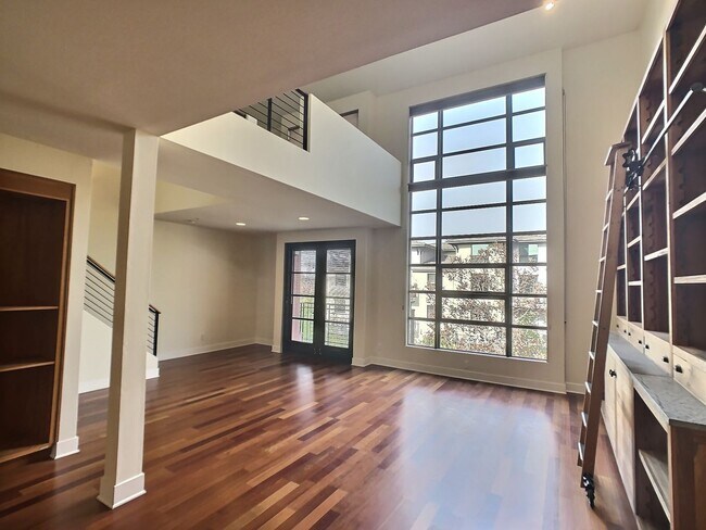 Building Photo - BRIGHT, SPACIOUS 1BD/1.5BA LOFT IN JAPANTOWN - DOWNTOWN SAN JOSE
