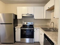 Building Photo - 6621 Stoney Point S