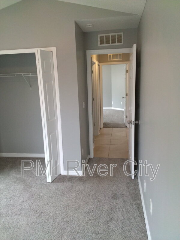 Building Photo - 818 Filmore Ln