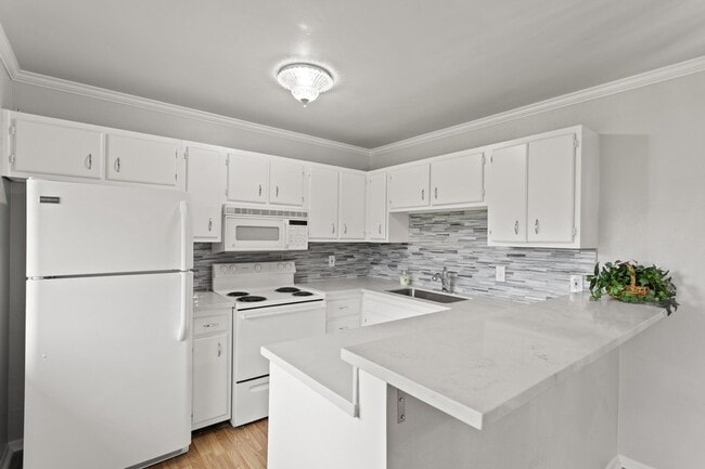Building Photo - 4497 1175 W