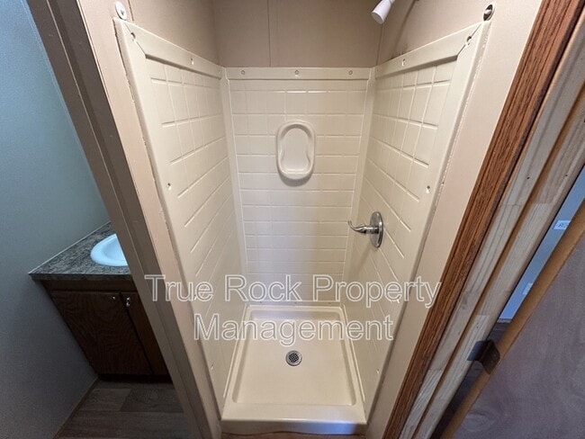 Building Photo - 16816 County Rd 1525