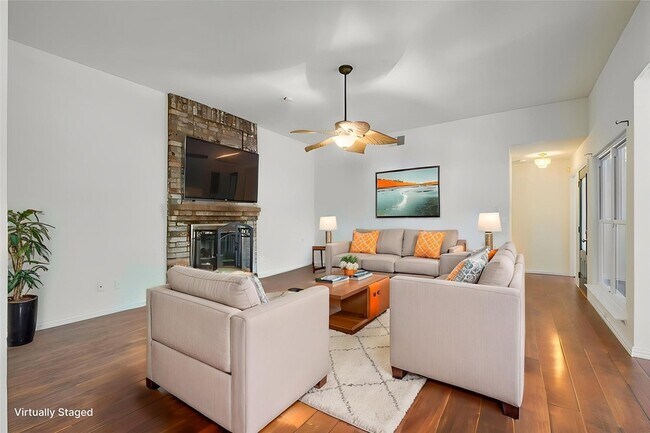 Building Photo - 6304 Brookcrest Dr